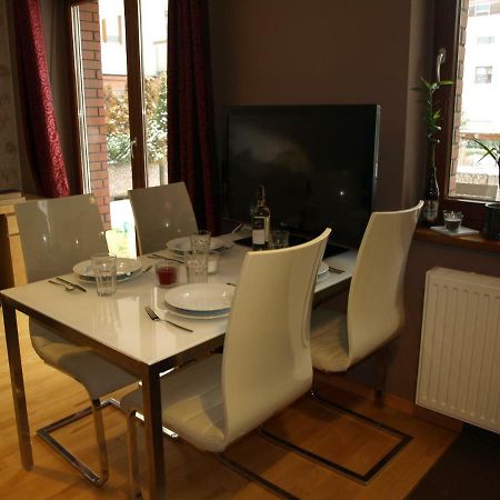 Apartament Przy Parku Вроцлав Екстериор снимка