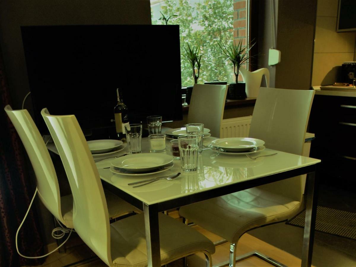 Apartament Przy Parku Вроцлав Екстериор снимка